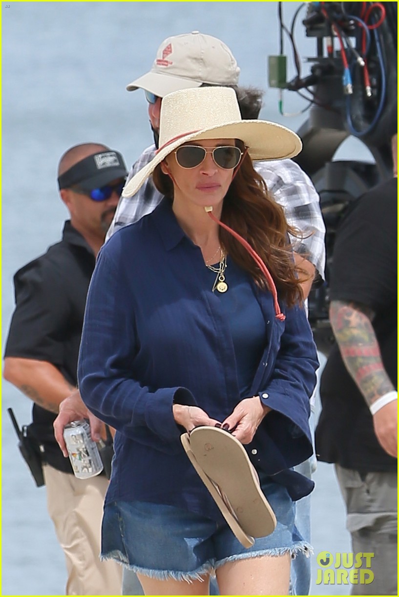 Rumaan Alam‘s novel of the same 014771162